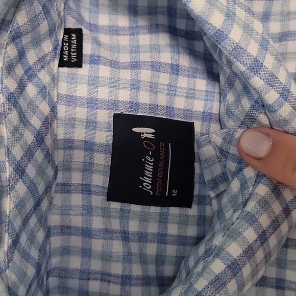 Boys Johnnie O performance dress shirt blue plaid size 12 - Picture 3 of 3